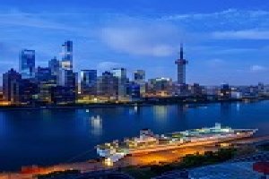 عارف: برنامه توسعه دریامحور در سواحل جنوبی را طراحی کردیم