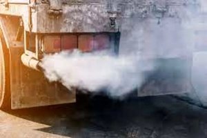 نقش مخرب اتوبوس و کامیون های فرسوده در آلایندگی هوای تهران