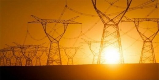 امکان توسعه نیروگاه های گازی وجود ندارد/باتری‌های آبی لازمه توسعه نیروگاه‌های خورشیدی 